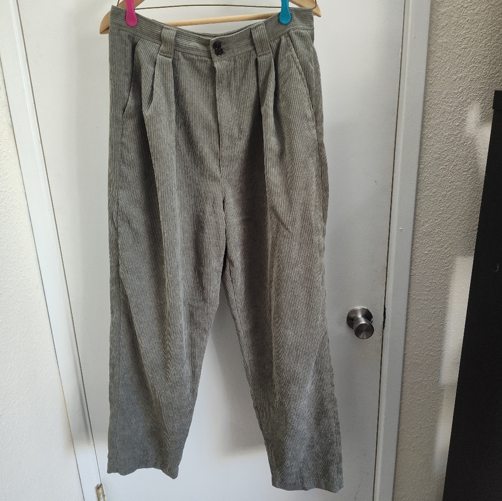 Madewell Corduroy High-Rise Tapered Pants in Distant Surplus